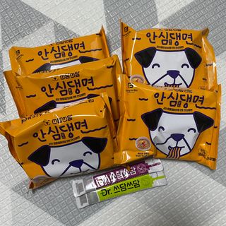 안심댕면 강아지라면 5봉지+쓰담쓰담 종합영양제 2스틱 샘플 증정 — 5점을 준 리뷰어가 2022년 8월 올린 사용 사진
