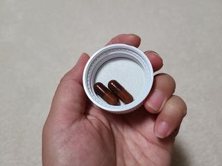 프리마인 홍삼의 강력한 에너지, 이제는 흡수율을 높인 최첨단 캡슐로 간편하게 초고속 충전하세요. — 5점을 준 리뷰어가 2022년 10월 올린 사용 사진