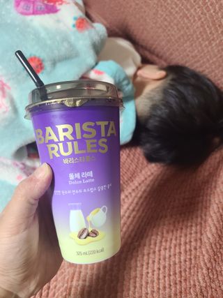 바리스타룰스 돌체 라떼 — 5점을 준 리뷰어가 2023년 4월 올린 사용 사진