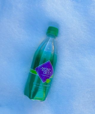 몽베스트 Montbest with Sparkling water Lime20병 — 4.5점을 준 리뷰어가 2022년 12월 올린 사용 사진