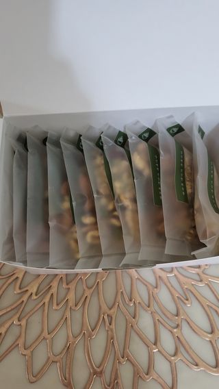 [그래한끼] 무설탕/저당 시리얼타입 수제그래놀라 (40gX10개) — 5점을 준 리뷰어가 2022년 7월 올린 사용 사진