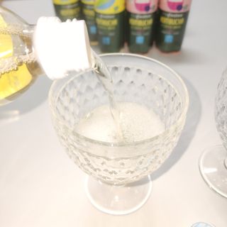더그레잇티 콤부차 [매일유업] 더그레잇티 44kcal 콤부차 300ml *12개입 (오리지널 6개+베리리치 6개) — 5점을 준 리뷰어가 2023년 7월 올린 사용 사진