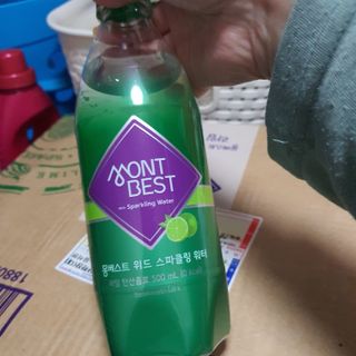 몽베스트 Montbest with Sparkling water Lime20병 — 5점을 준 리뷰어가 2021년 10월 올린 사용 사진