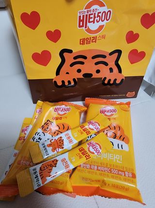 광동생활건강 [광동] 비타 500 데일리 스틱 VB, VC를 함유한 멀티비타민 30포+30포 — 5점을 준 리뷰어가 2022년 7월 올린 사용 사진