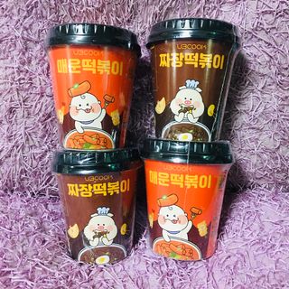 유비쿡 컵떡볶이 매운컵떡볶이2개/ 짜장컵떡볶이 2개  총 4개세트 — 5점을 준 리뷰어가 2021년 2월 올린 사용 사진