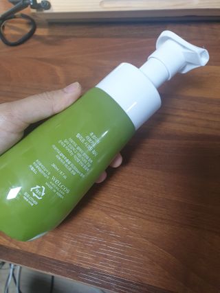 [후르디아] 아보카도 약산성 비건 여성 청결제 — 5점을 준 리뷰어가 2021년 12월 올린 사용 사진