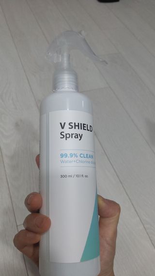 브이쉴드 살균 스프레이 300ml — 5점을 준 리뷰어가 2021년 7월 올린 사용 사진