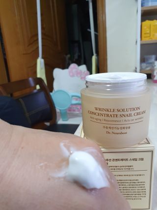 Dr.느루벗 느루벗 링클 솔루션 콘센트레이트 스네일 탄력 달팽이 크림 80g — 5점을 준 리뷰어가 2021년 4월 올린 사용 사진