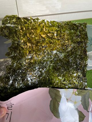 [해림맛김] 들기름에 구운 바삭바삭 김 4종 세트 + 1종 랜덤발송 총5개입 — 5점을 준 리뷰어가 2021년 2월 올린 사용 사진
