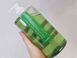 닥터시드 티트리 앤 라임 비건 지성케어 쿨 탈모 샴푸 (1000ml) — 5점을 준 리뷰어가 2023년 12월 올린 사용 사진