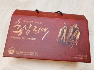 서울약사신협_프리미엄 6년근 홍삼진액_70mlx30포 — 5점을 준 리뷰어가 2021년 2월 올린 사용 사진