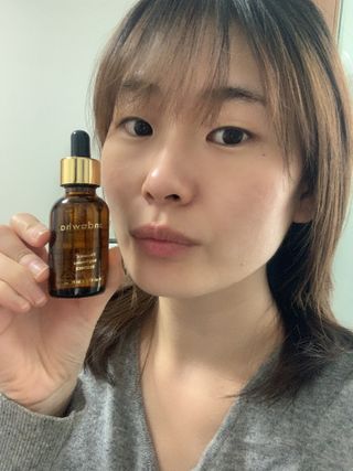 스킨큐어 산다화 비타민c 화이트닝 에센스 30ml — 5점을 준 리뷰어가 2023년 10월 올린 사용 사진