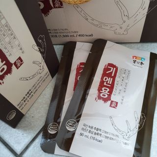 [몸엔용] 무더운 날씨에 국산녹용 기엔용으로 몸보신 50ml x 30포 — 5점을 준 리뷰어가 2021년 6월 올린 사용 사진