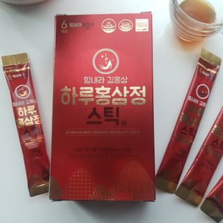 힘내라김홍삼 하루홍삼정스틱 10g x 10포 — 4.5점을 준 리뷰어가 2021년 3월 올린 사용 사진