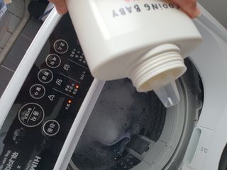 쿠잉베이비 에어워시 세탁세제,섬유유연제 1L — 5점을 준 리뷰어가 2023년 1월 올린 사용 사진