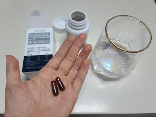 프리마인 홍삼의 강력한 에너지, 이제는 흡수율을 높인 최첨단 캡슐로 간편하게 초고속 충전하세요. — 5점을 준 리뷰어가 2022년 8월 올린 사용 사진