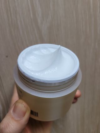 Dr.느루벗 느루벗 링클 솔루션 콘센트레이트 스네일 탄력 달팽이 크림 80g — 5점을 준 리뷰어가 2021년 3월 올린 사용 사진