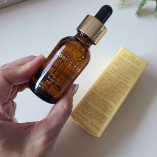 스킨큐어 산다화 비타민c 화이트닝 에센스 30ml — 4점을 준 리뷰어가 2023년 9월 올린 사용 사진