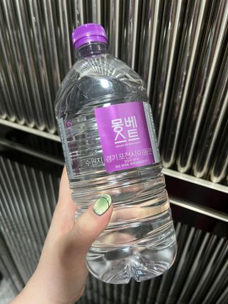몽베스트 MONTBEST 1L 12입 — 5점을 준 리뷰어가 2022년 2월 올린 사용 사진