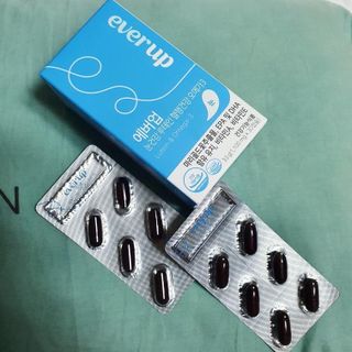 [몸엔용] 에버업 멀티비타민&미네랄, 눈건강 루테인 혈행건강 오메가3, 면역 프로바이오틱스 3종 택1 — 5점을 준 리뷰어가 2022년 4월 올린 사용 사진