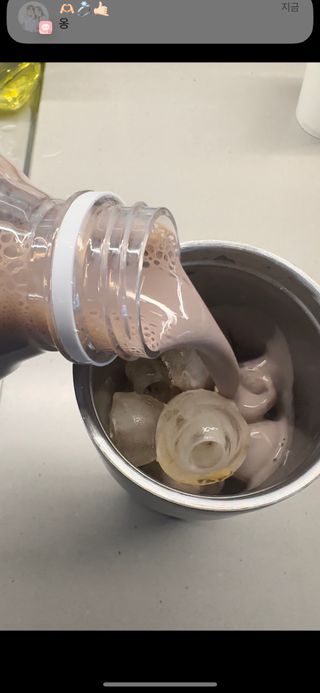닥터유 프로 단백질 드링크 40g 초코 닥터유 프로 단백질드링크 40g 초코 — 4점을 준 리뷰어가 2024년 9월 올린 사용 사진