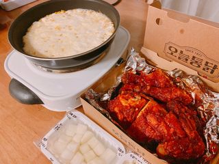 [오늘통닭 수유본점] 콘치즈닭 — 5점을 준 리뷰어가 2021년 1월 올린 사용 사진