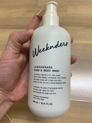 [위켄더스] 기분좋은 하루를 선사해주는 핸드& 바디워시 1종 랜덤발송 — 5점을 준 리뷰어가 2022년 4월 올린 사용 사진