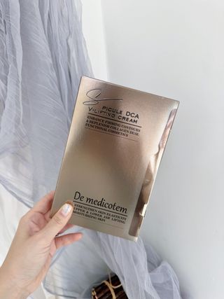 MF[더메디코템] 스피큘 DCA V리프팅 크림 — 5점을 준 리뷰어가 2024년 4월 올린 사용 사진