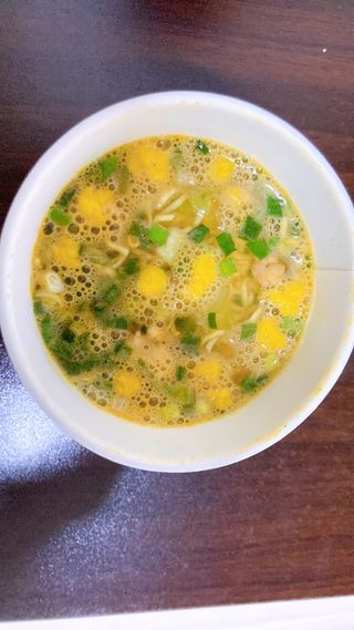 NISSIN 닛신 컵누들  4종 - 씨푸드오리지날, 씨푸드 스파이시, 씨푸드 커리, 씨푸드 XO소스 — 5점을 준 리뷰어가 2022년 5월 올린 사용 사진