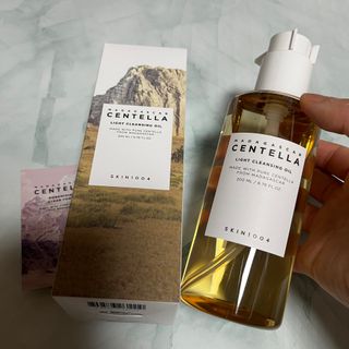 스킨1004 [SKIN1004] 마다가스카르 센텔라 라이트 클렌징 오일 200ml — 5점을 준 리뷰어가 2024년 8월 올린 사용 사진