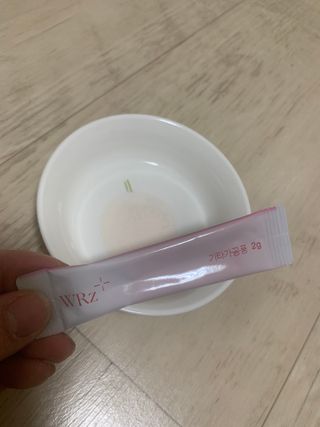 방방곳곳 청수체 콜라겐 — 4점을 준 리뷰어가 2022년 3월 올린 사용 사진