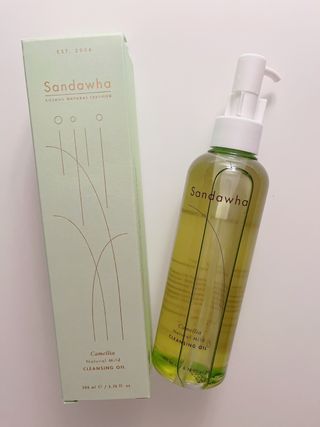 스킨큐어 산다화 순한 클렌징 동백 오일 200ml — 5점을 준 리뷰어가 2023년 4월 올린 사용 사진