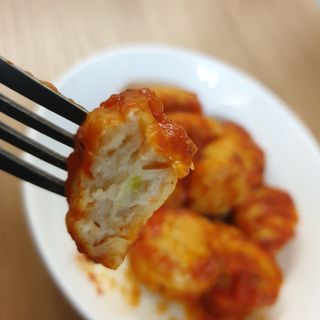 굽네몰 [굽네] 소스가 맛있는 닭가슴살 한입 볼 2종 8팩 — 5점을 준 리뷰어가 2021년 3월 올린 사용 사진