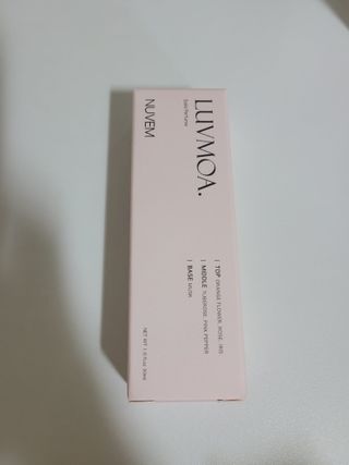 러브모아 향수 고체향수 승무원 고체향수 바르는 향수 니치향수 도손 우드세이지 앤 씨솔트 — 5점을 준 리뷰어가 2022년 12월 올린 사용 사진