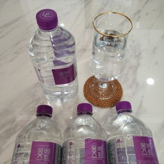 몽베스트 MONTBEST 1L 12입 — 3점을 준 리뷰어가 2022년 1월 올린 사용 사진