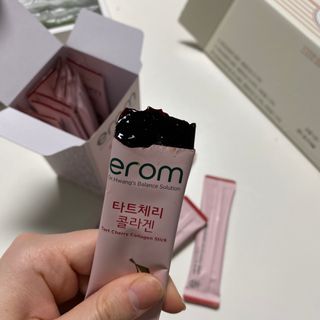 이롬 erom 타트체리 콜라겐 — 5점을 준 리뷰어가 2021년 4월 올린 사용 사진