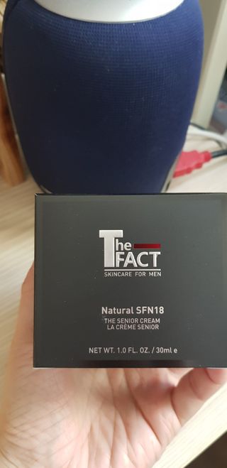 The Fact 더 팩트 내추럴 에스에프엔 에이틴 시니어 크림 — 5점을 준 리뷰어가 2021년 2월 올린 사용 사진