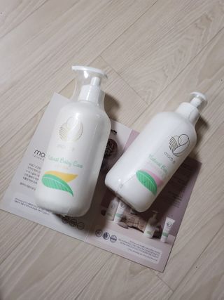 mom e 맘이 내추럴 베이비 케어 샴푸앤바스+로션 — 5점을 준 리뷰어가 2021년 1월 올린 사용 사진
