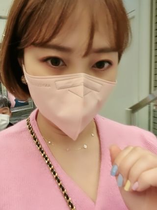 애니가드 셋업메베마스크 (대형 4컬러 + 중형 4컬러) — 5점을 준 리뷰어가 2022년 3월 올린 사용 사진