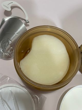 스킨1004 [SKIN1004] 마다가스카르 센텔라 퀵 카밍 패드 70매 130ml — 5점을 준 리뷰어가 2024년 9월 올린 사용 사진