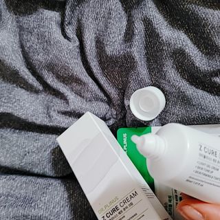 닥터플리너스 제트 큐어 크림 30ml + 제로 트러블 패치 9EA — 4.5점을 준 리뷰어가 2022년 5월 올린 사용 사진
