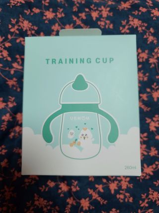 유비맘 트라이탄 코니빨대컵_컬러 랜덤 발송 — 5점을 준 리뷰어가 2021년 1월 올린 사용 사진
