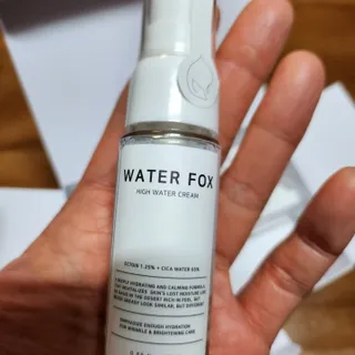가치 WATERFOX(워터폭스)-엑토인시카.비옴 하이 워터크림 20ML — 5점을 준 리뷰어가 2023년 2월 올린 사용 사진