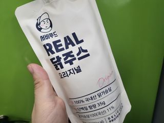 서비푸드 리얼 닭주스 오리지널 200g 1세트 10개입 — 5점을 준 리뷰어가 2022년 1월 올린 사용 사진