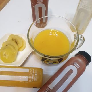 BLENDY'S 핑크 스무디+블론디 스무디 — 5점을 준 리뷰어가 2021년 9월 올린 사용 사진