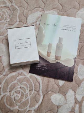 더사가오브수 [사가수] 효혜윤 보태니컬 에너지 에센스인로션 20ml /아이포올 스틱 3g — 5점을 준 리뷰어가 2023년 2월 올린 사용 사진