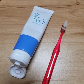 [심폐소생소] 무불소 임산부 천연 치약 — 5점을 준 리뷰어가 2021년 8월 올린 사용 사진