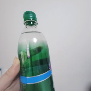 몽베스트 Montbest with Sparkling water Plain 20병 — 4점을 준 리뷰어가 2022년 9월 올린 사용 사진