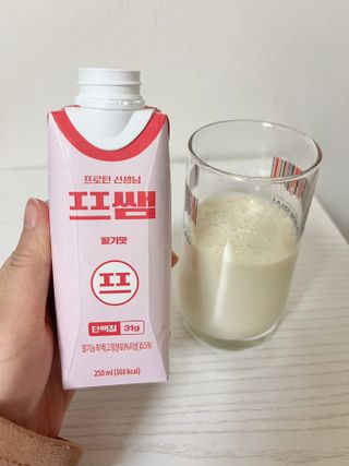 파워풀엑스 [프쌤] 더 맛있고 강력해진 고단백 음료 3종 (초코맛,딸기맛,커피맛) — 5점을 준 리뷰어가 2023년 1월 올린 사용 사진