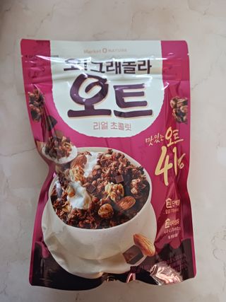 마켓오네이처 오!그래놀라 오트 — 5점을 준 리뷰어가 2024년 4월 올린 사용 사진